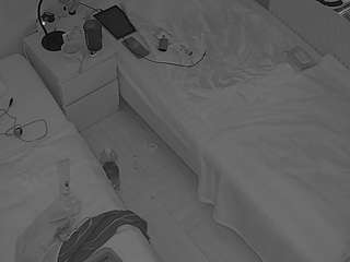 voyeurcam-julmodels-bed-7