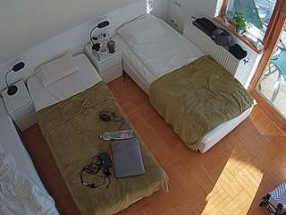 voyeurcam-julmodels-bed-7 camsoda