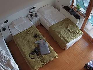 voyeurcam-julmodels-bed-7 camsoda