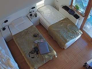 voyeurcam-julmodels-bed-7 camsoda