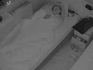 voyeurcam-julmodels-bed-7
