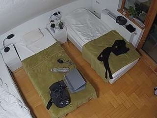 voyeurcam-julmodels-bed-7 camsoda