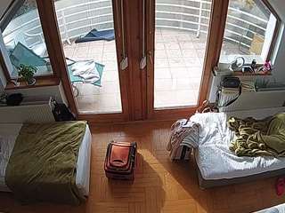 voyeurcam-julmodels-bed-7 camsoda