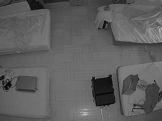 voyeurcam-julmodels-bed-7