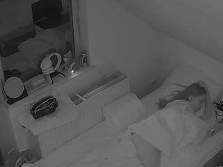 voyeurcam-julmodels-bed-7