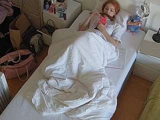 voyeurcam-julmodels-bed-7