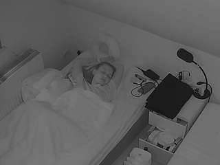 voyeurcam-julmodels-bed-7 camsoda