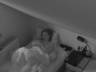 voyeurcam-julmod... Live Webcam on CamSoda