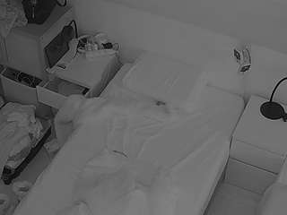 voyeurcam-julmodels-bed-7 camsoda