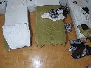 voyeurcam-julmodels-bed-7
