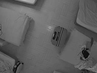 voyeurcam-julmodels-bed-7