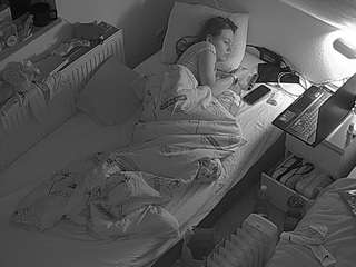 voyeurcam-julmodels-bed-7