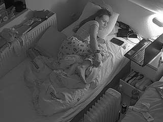 voyeurcam-julmodels-bed-7