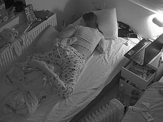 voyeurcam-julmodels-bed-7 Profile Image