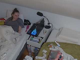 voyeurcam-julmodels-bed-7