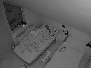 voyeurcam-julmodels-bed-7