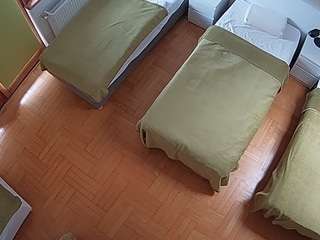 voyeurcam-julmodels-bed-7