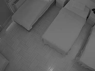 voyeurcam-julmodels-bed-7