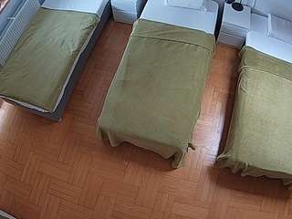 voyeurcam-julmodels-bed-7
