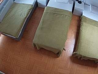 voyeurcam-julmodels-bed-7