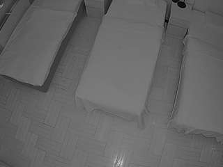 voyeurcam-julmodels-bed-7