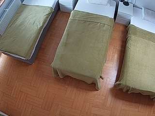 voyeurcam-julmodels-bed-7
