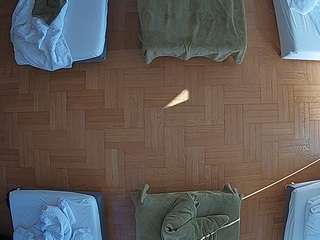 voyeurcam-julmodels-bed-7 webcam