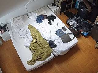 voyeurcam-julmodels-bed-7 Public Chat Channel