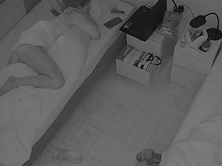 voyeurcam-julmodels-bed-7