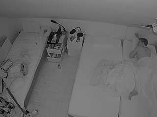 voyeurcam-julmodels-bed-7 webcam