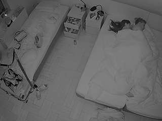 voyeurcam-julmodels-bed-7 webcam