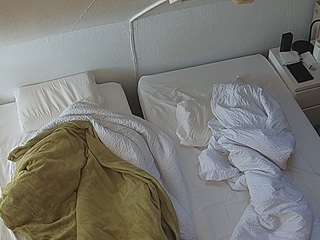 voyeurcam-julmodels-bed-7