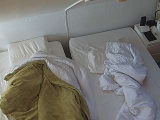 voyeurcam-julmodels-bed-7