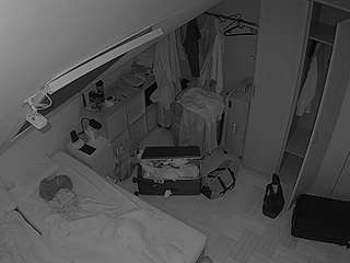 voyeurcam-julmodels-bed-7