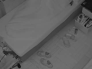 voyeurcam-julmodels-bed-7 camsoda