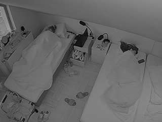 voyeurcam-julmodels-bed-7 webcam