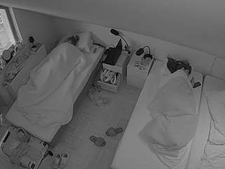 voyeurcam-julmodels-bed-7 webcam