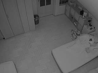 voyeurcam-julmodels-bed-7 camsoda