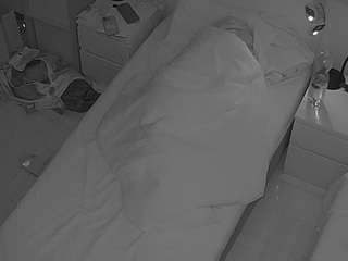 le modèle voyeurcam-julmodels-bed-7 est en webcam porno dans un show sur le site camsoda, il possède les tags suivants: amateur,flashing,hidden,hidden cam,mixed,pov,sexwebcam,voyeur,hd,milf