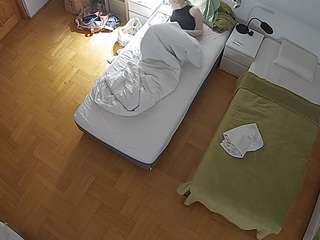 le modèle voyeurcam-julmodels-bed-7 est en webcam porno dans un show sur le site camsoda, il possède les tags suivants: amateur,flashing,hidden,hidden cam,mixed,pov,sexwebcam,voyeur,hd,milf