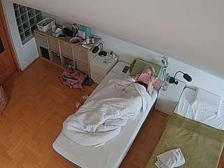 voyeurcam-julmodels-bed-7 live cam profile