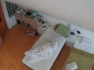 voyeurcam-julmodels-bed-7 live cam profile