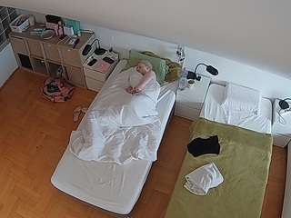voyeurcam-julmodels-bed-7 live cam profile