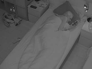 voyeurcam-julmodels-bed-7 webcam