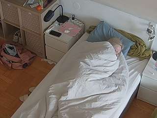 voyeurcam-julmodels-bed-7