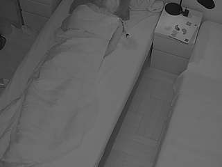 voyeurcam-julmodels-bed-7 webcam