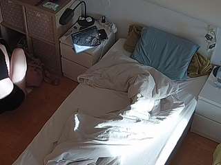 voyeurcam-julmodels-bed-7 live cam profile