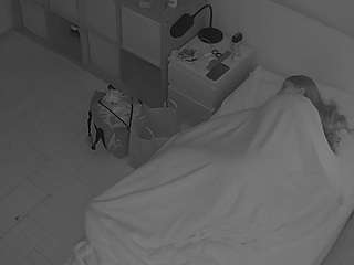 voyeurcam-julmodels-bed-7 camsoda