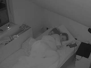 voyeurcam-julmodels-bed-7