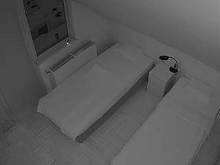 voyeurcam-julmodels-bed-7 webcam